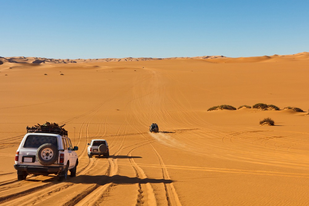 Desert safari 4x4 sand duning ride 

